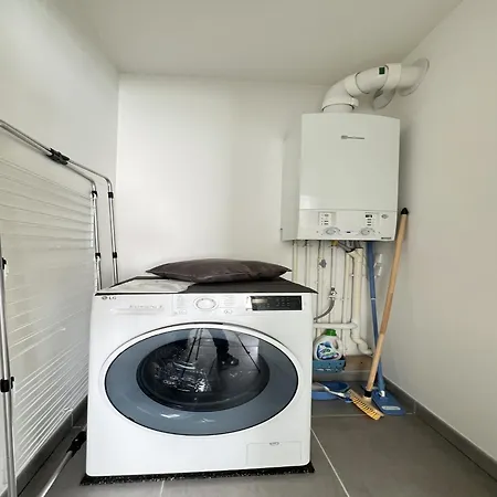New 3-room In Secure Daire Frouzins